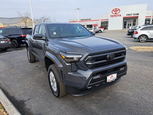 2026 Toyota Tacoma SR5 - Photo 4