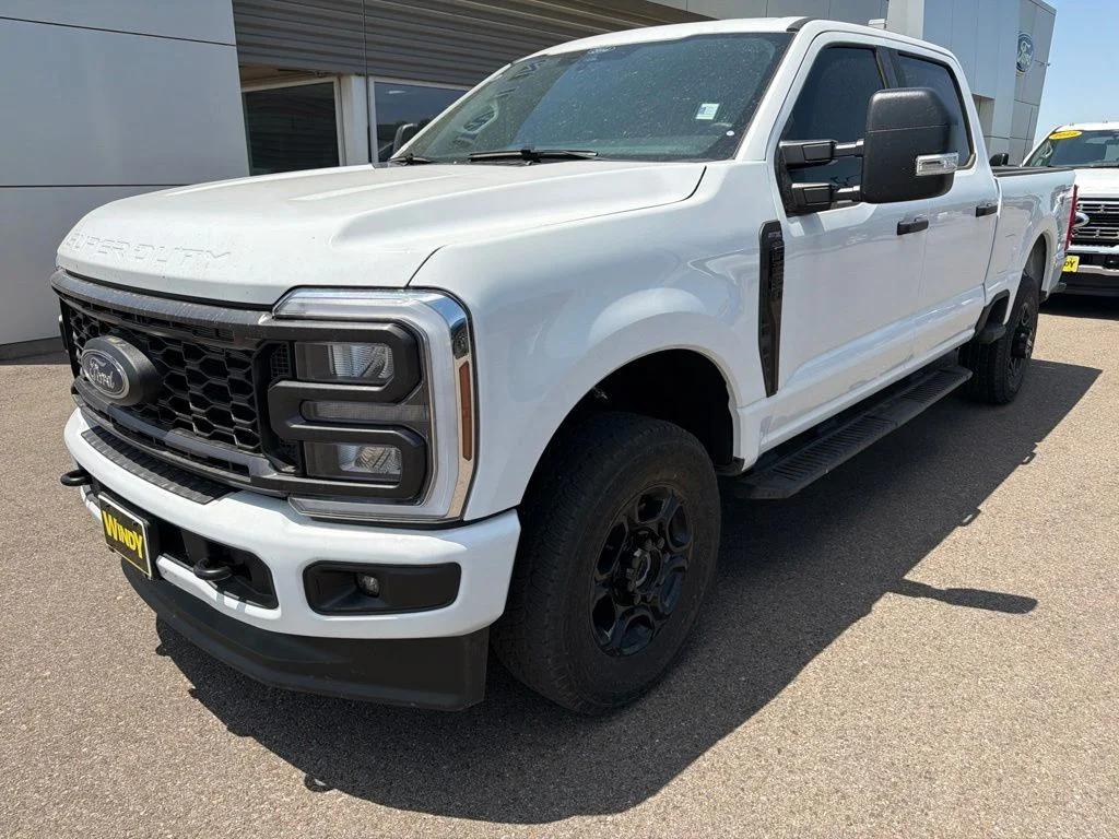 New 2026 Oxford White Ford F-250® XL image 2