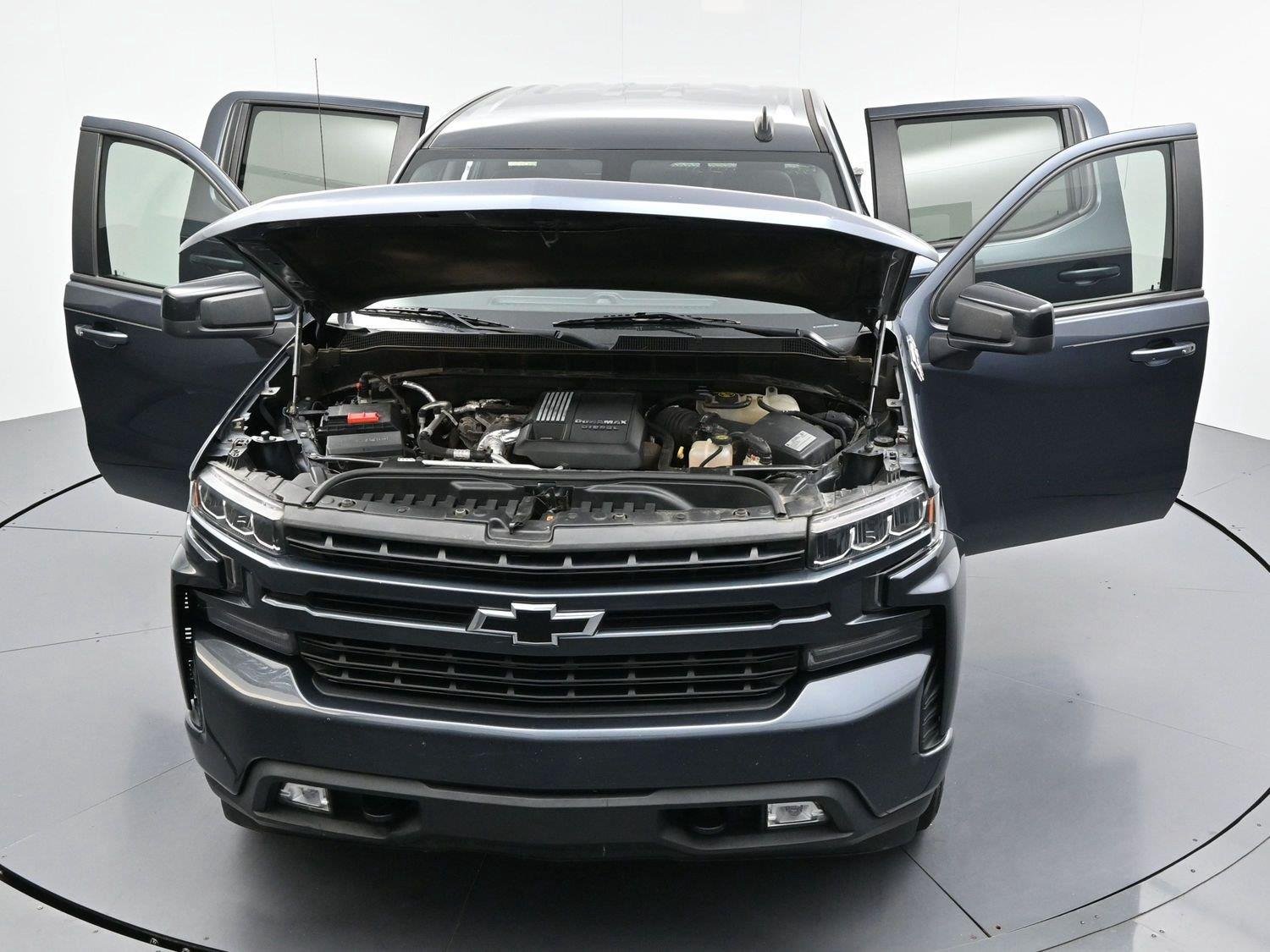 Used 2021 SHADOW GRAY METALLIC Chevrolet RST image 42