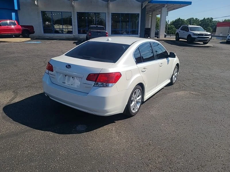 Used 2014 White Subaru 2.5i image 5
