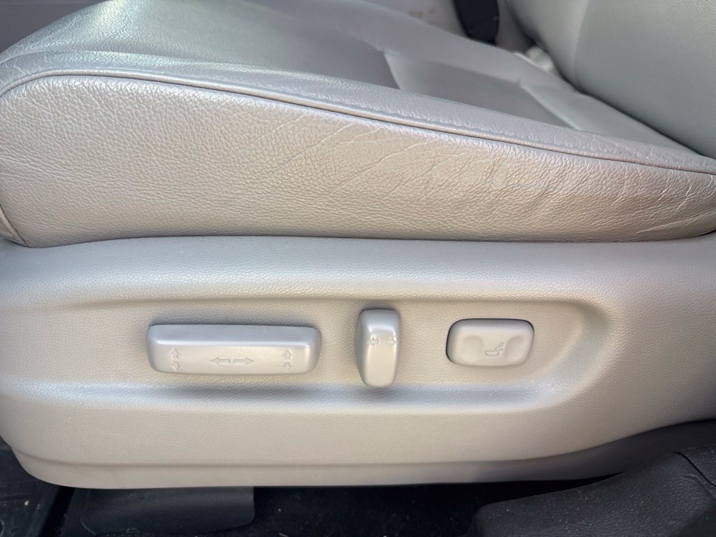 Used 2022 Silver Honda Touring 7 Passenger image 13