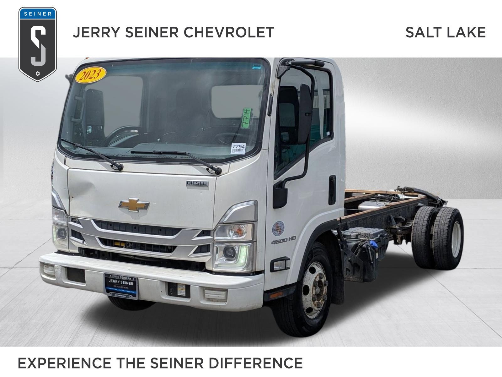 2023 Chevrolet Low Cab Forward 4500HD Diesel 150" WB Regular Cab's photo