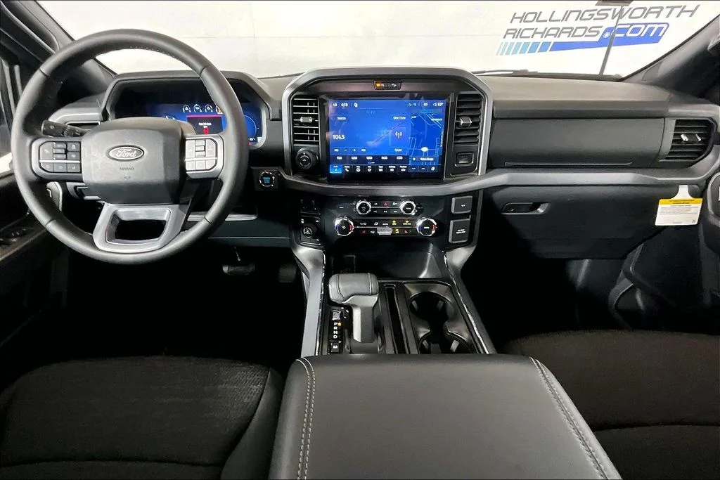 New 2026 Oxford White Ford XLT image 5