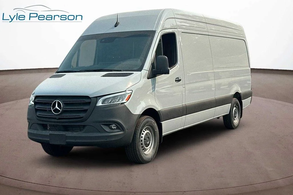 2024 Mercedes-Benz Sprinter Crew Van