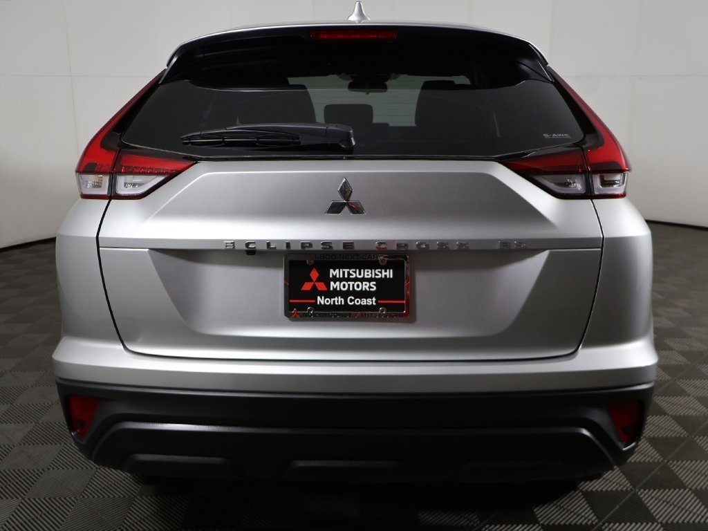 2026 Mitsubishi Eclipse Cross ES photo 3