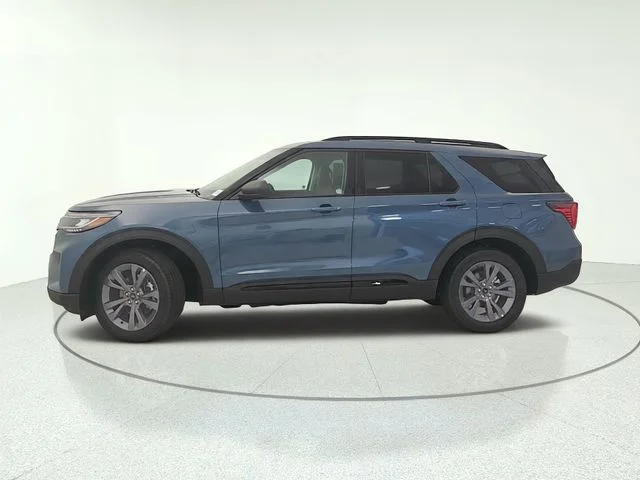 New 2026 Vapor Blue Metallic Ford Active image 33