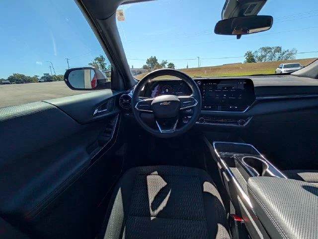 Used 2025 Radiant Red Tintcoat Chevrolet LT image 13