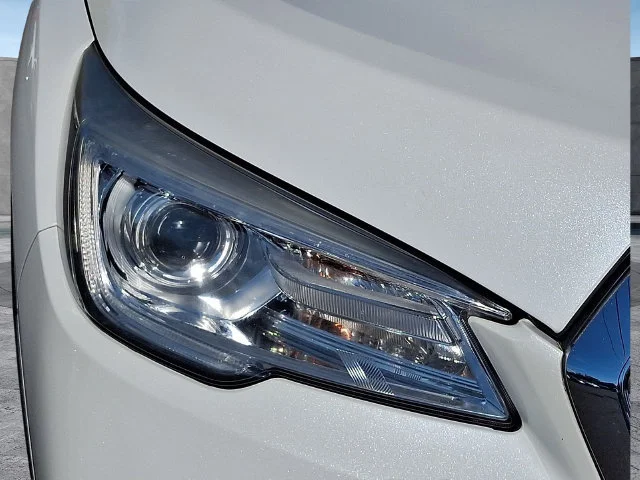 Used 2019 White Subaru Touring image 9