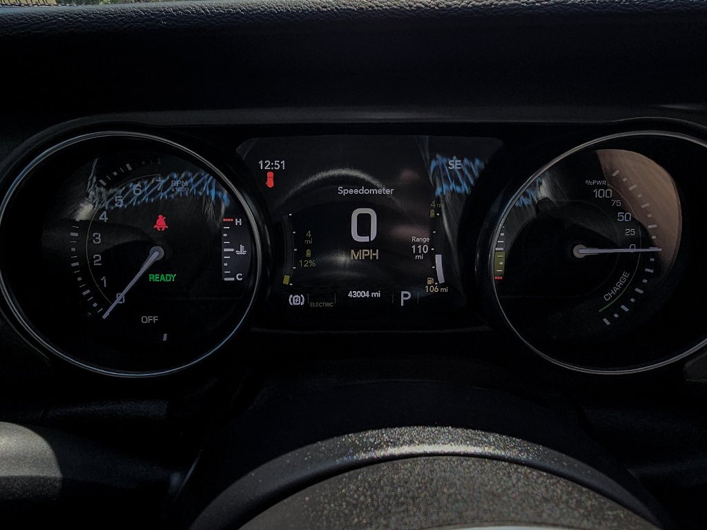 Used 2022 Gray Jeep Unlimited Rubicon 4xe image 26