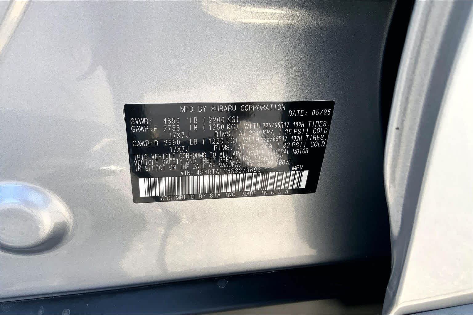 Used 2025 Ice Silver Metallic Subaru Premium image 30