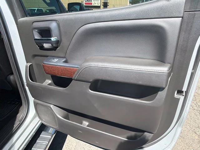 Used 2018 Quicksilver Metallic GMC SLE image 11