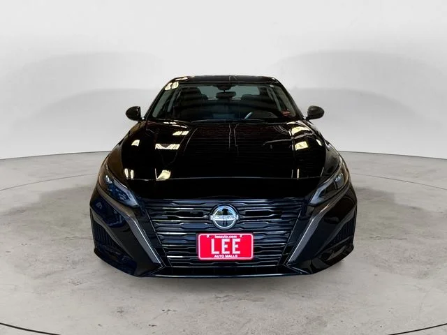 New 2026 Black Nissan 2.5 SV image 9