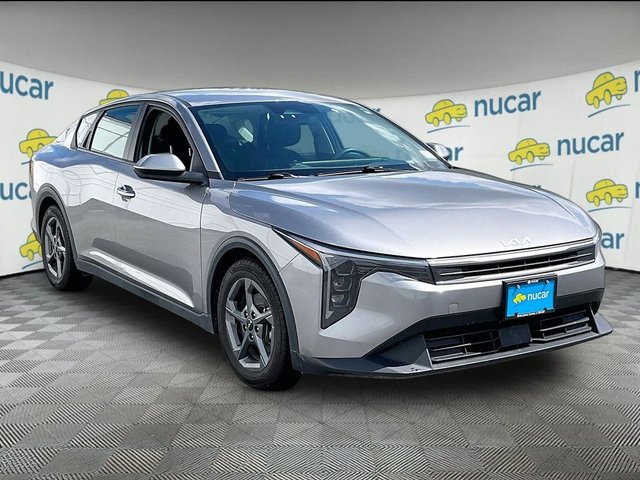 Pre-Owned 2025 Kia K4 LXS FWD