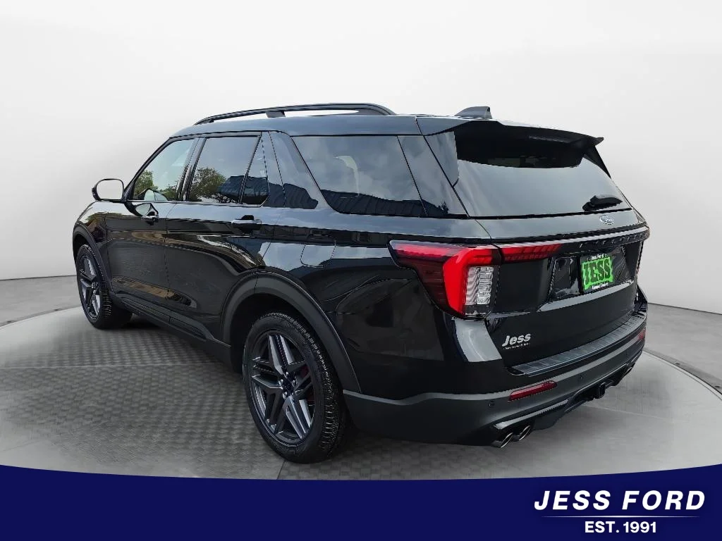 New 2026 Agate Black Metallic Ford ST image 3