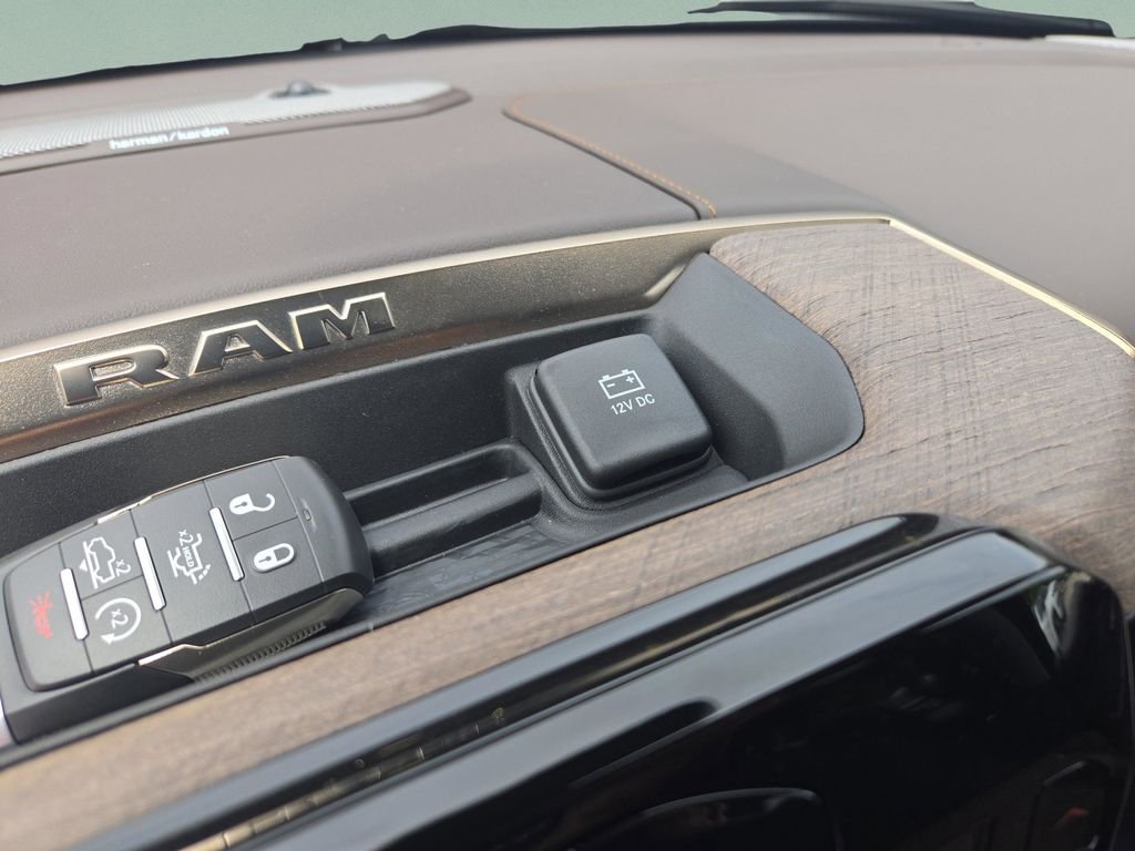 2026 RAM 1500 Limited Longhorn - Photo 16