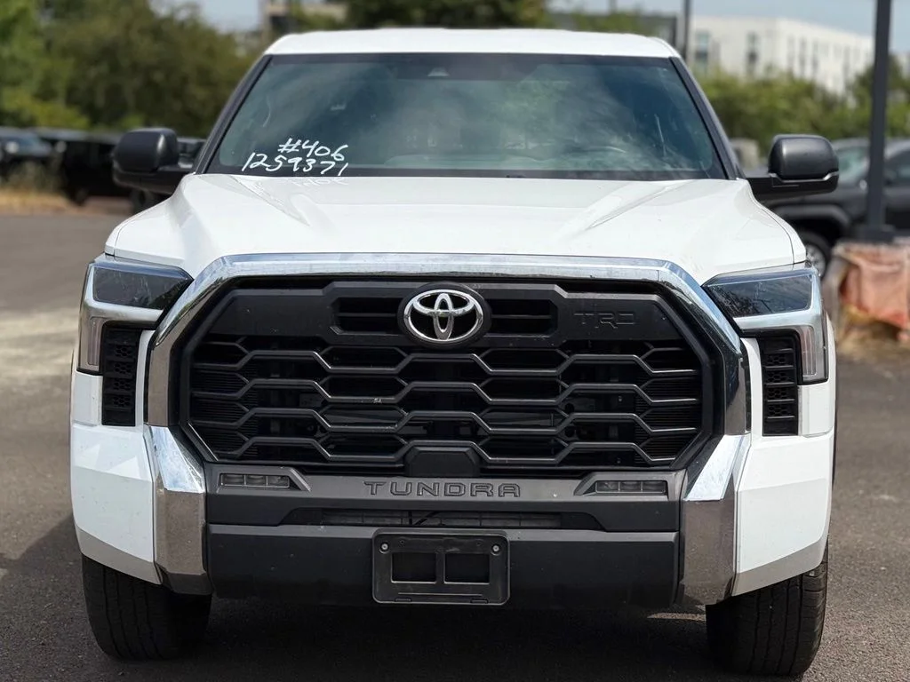 Used 2025 White Toyota SR5 image 8