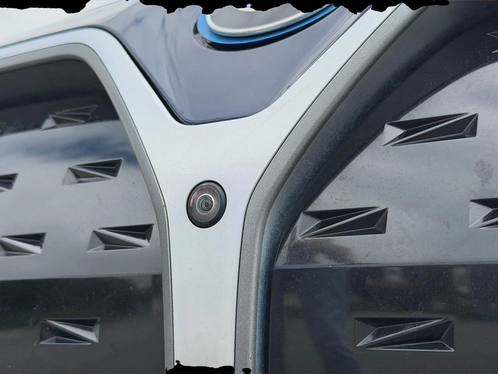 Used 2023 Tanzanite Blue II Metallic BMW eDrive35 image 58
