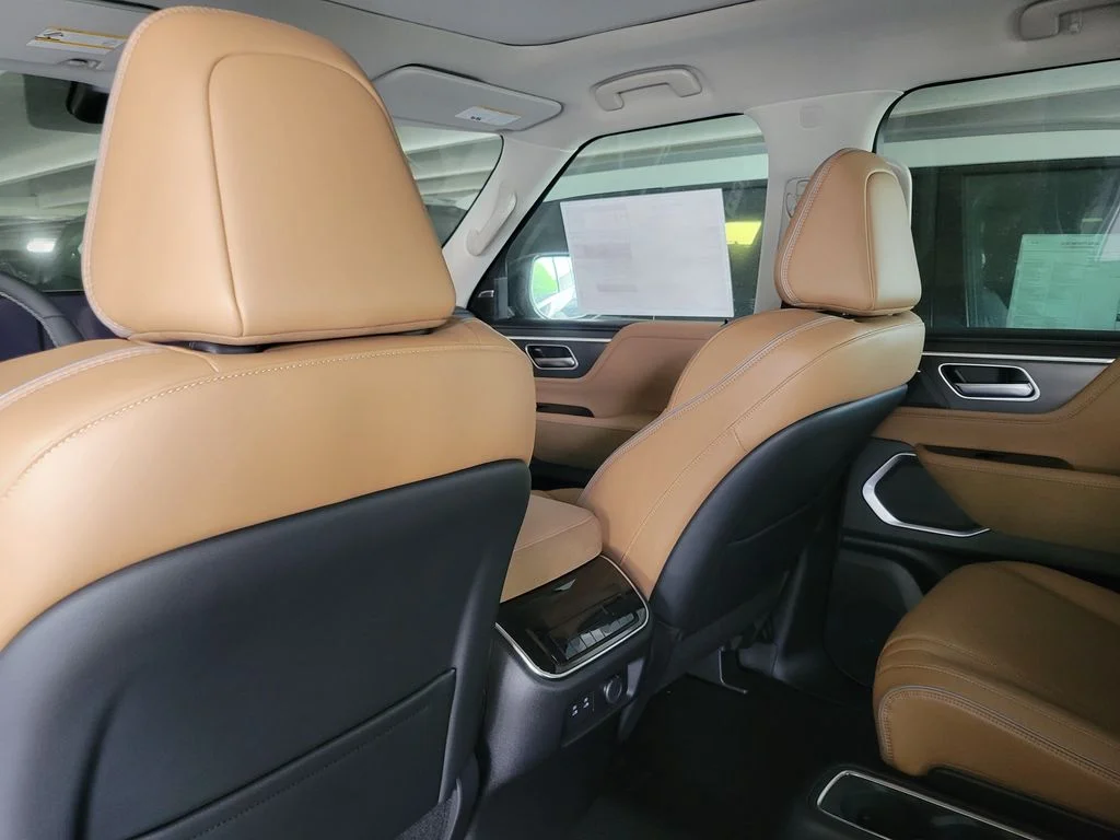 New 2027 DYNAMIC METAL INFINITI Luxe 2WD image 15