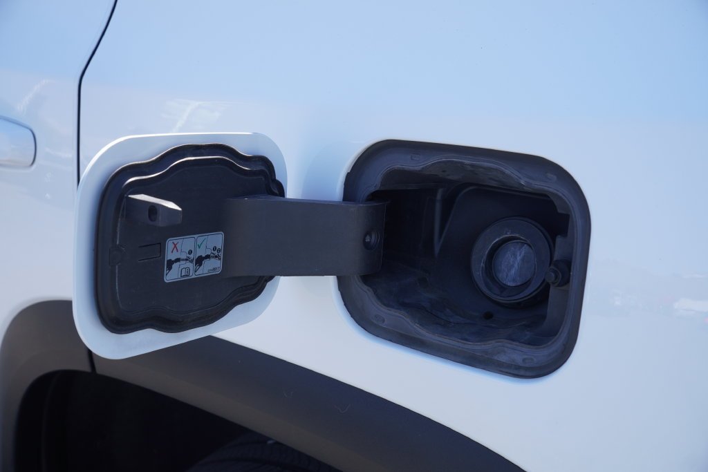 Used 2019 White GMC SLT-1 image 15