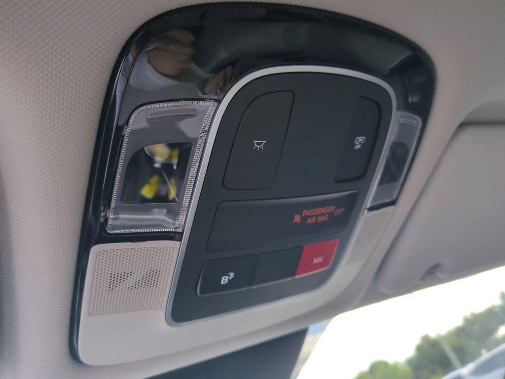 New 2026 Gray Hyundai SEL Convenience image 26