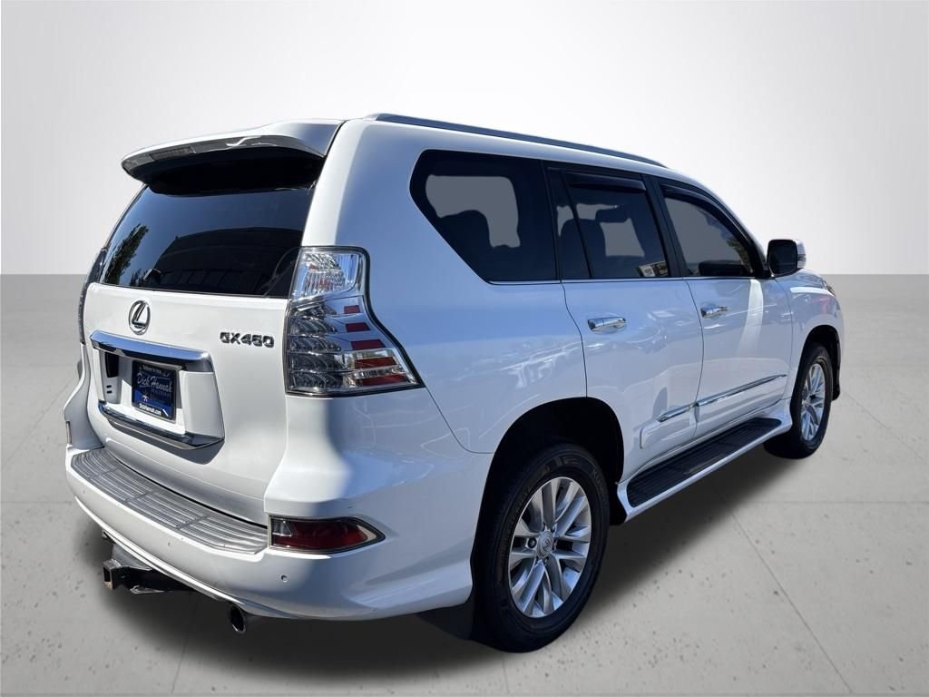 Used 2015 Starfire Pearl Lexus 460 image 6