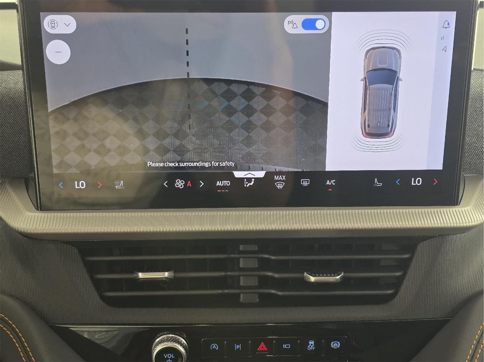 New 2026 Vapor Blue Metallic Ford Tremor® image 91