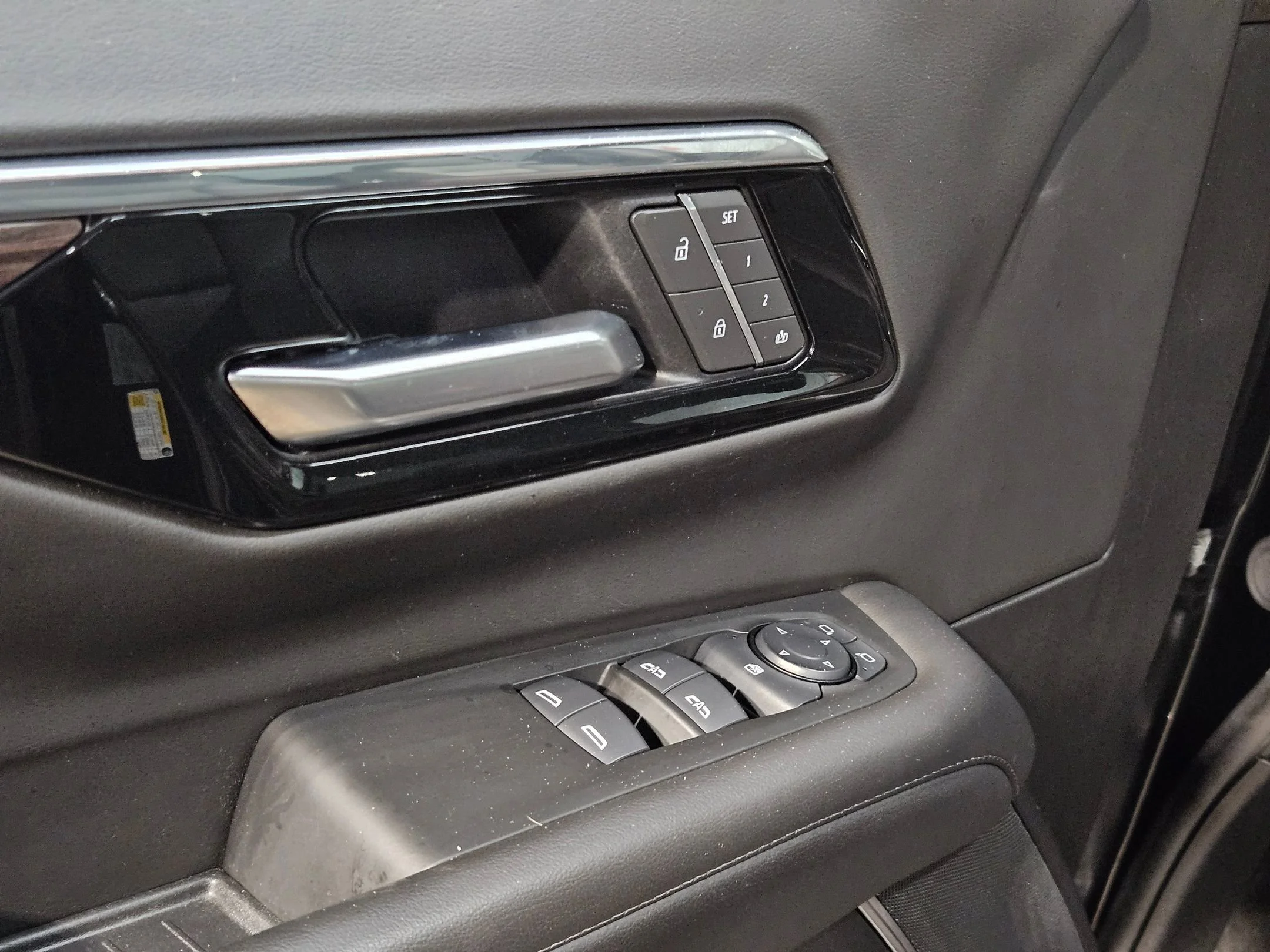 Used 2025 Black Chevrolet Z71 image 21