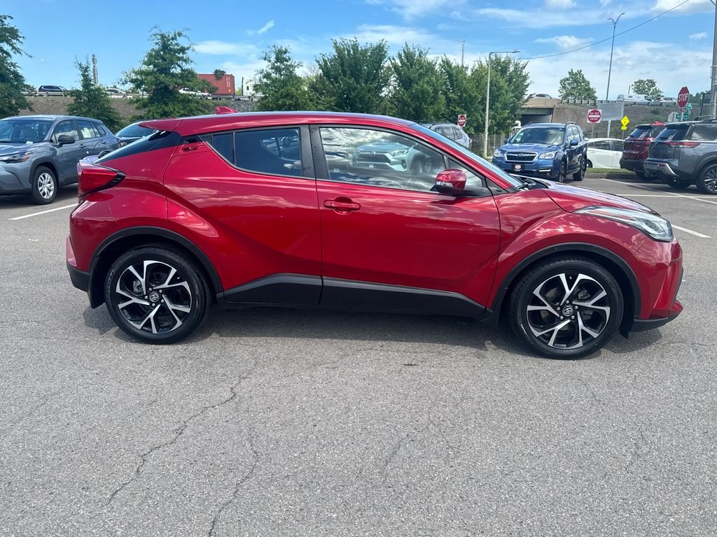 Used 2021 Red Toyota XLE image 9