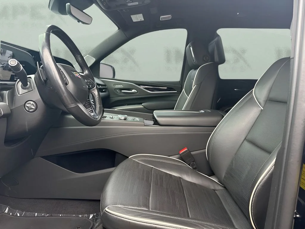 Used 2023 Black Cadillac Sport image 9