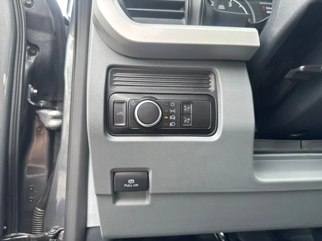 Used 2026 Gray Ford XL image 29
