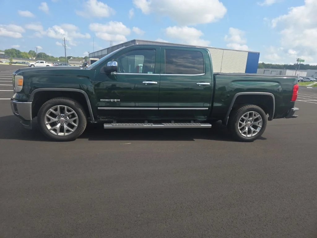Used 2015 Green GMC SLT image 7