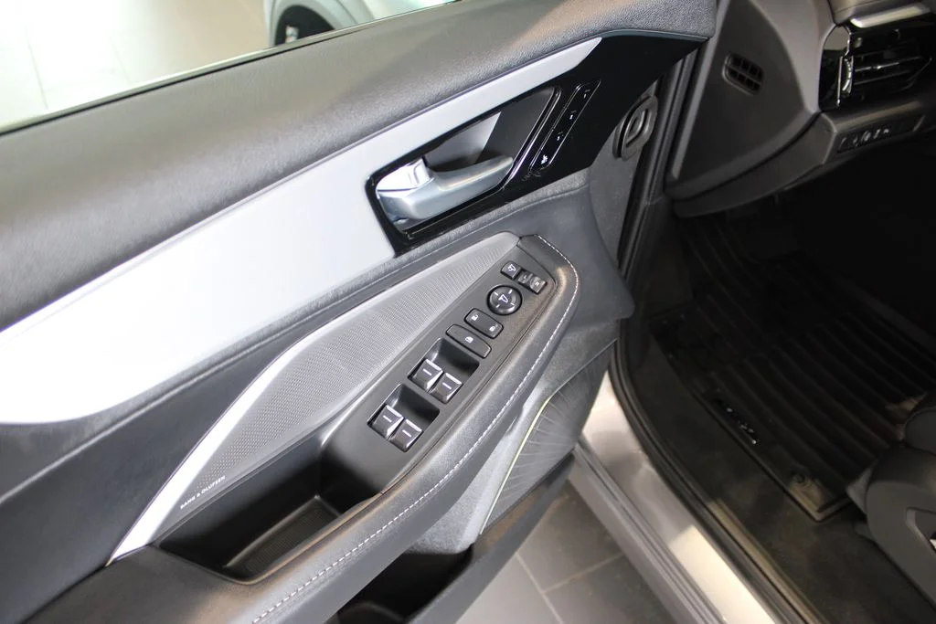 New 2026 Liquid Carbon Metallic Acura Technology Package image 28