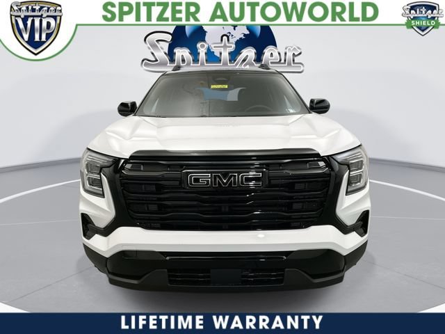 New 2027 Summit White GMC Elevation image 3