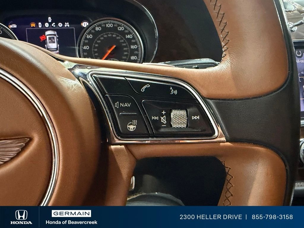 Used 2018 Porcelain Metallic Bentley W12 image 28