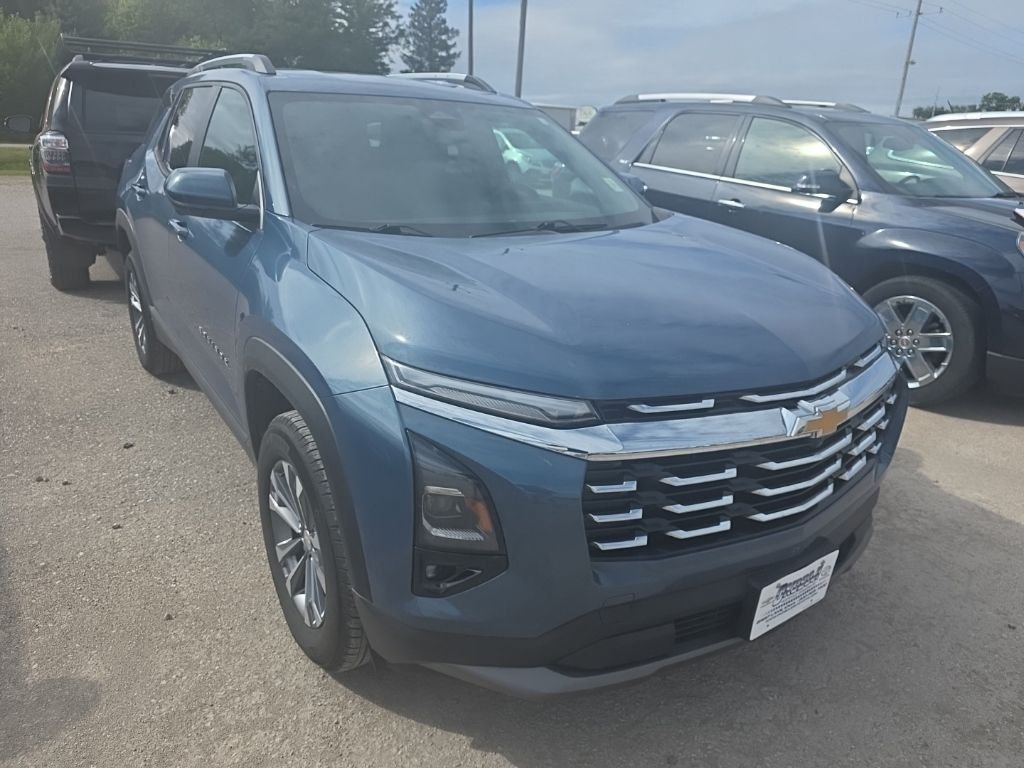 Used 2025 Blue Chevrolet LT image 1