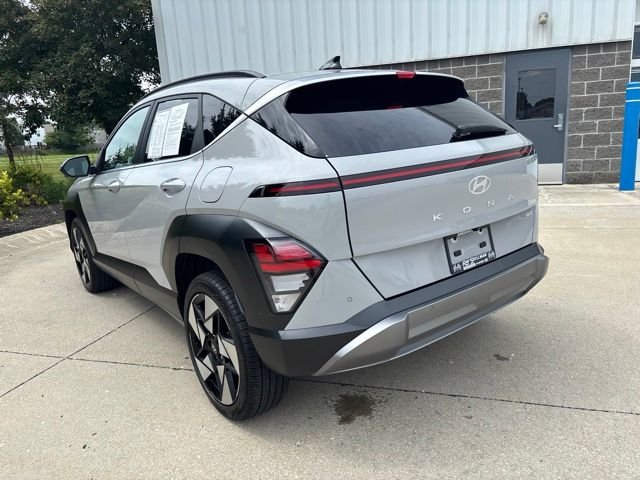 Used 2024 Cyber Gray Metallic Hyundai Limited image 9
