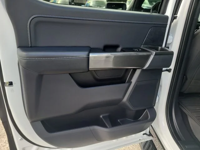 Used 2023 White Ford XLT image 11