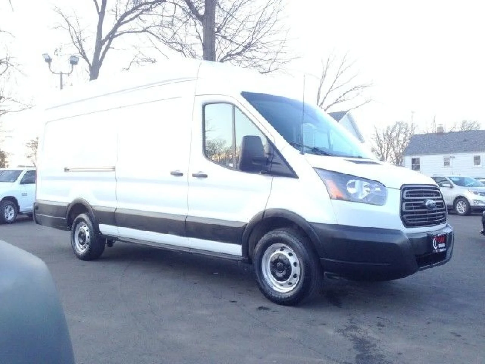 Used 2019 Oxford White Ford w/ rearCam image 22