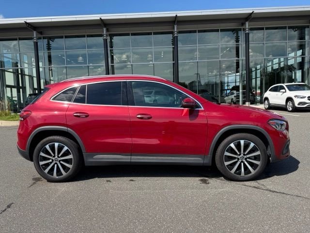 Used 2023  Mercedes-Benz GLA 250 image 8