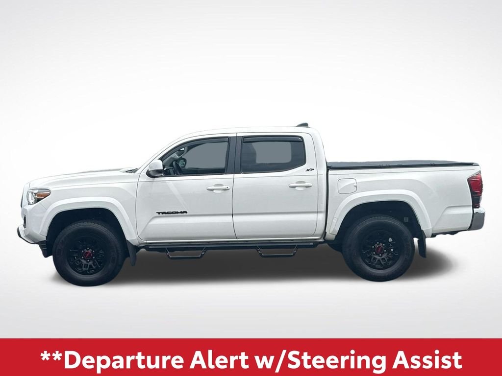 Used 2021 White Toyota SR5 image 5