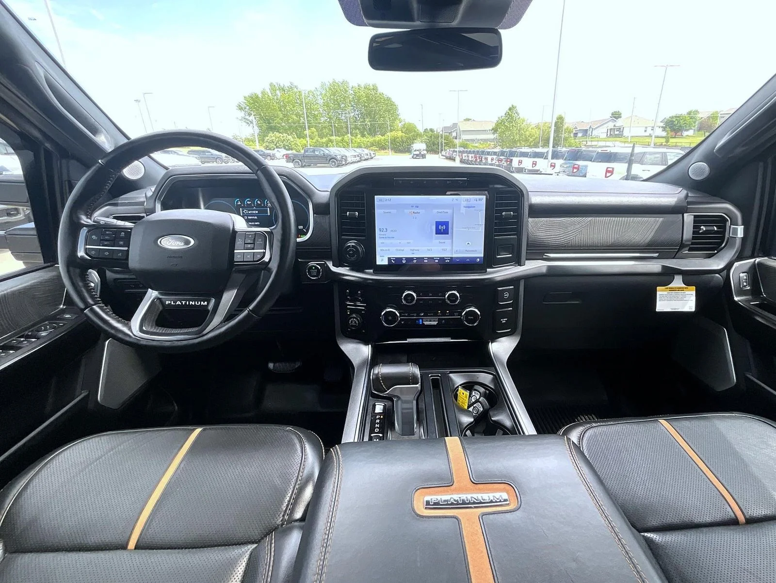 Used 2022 Black Ford Platinum image 13