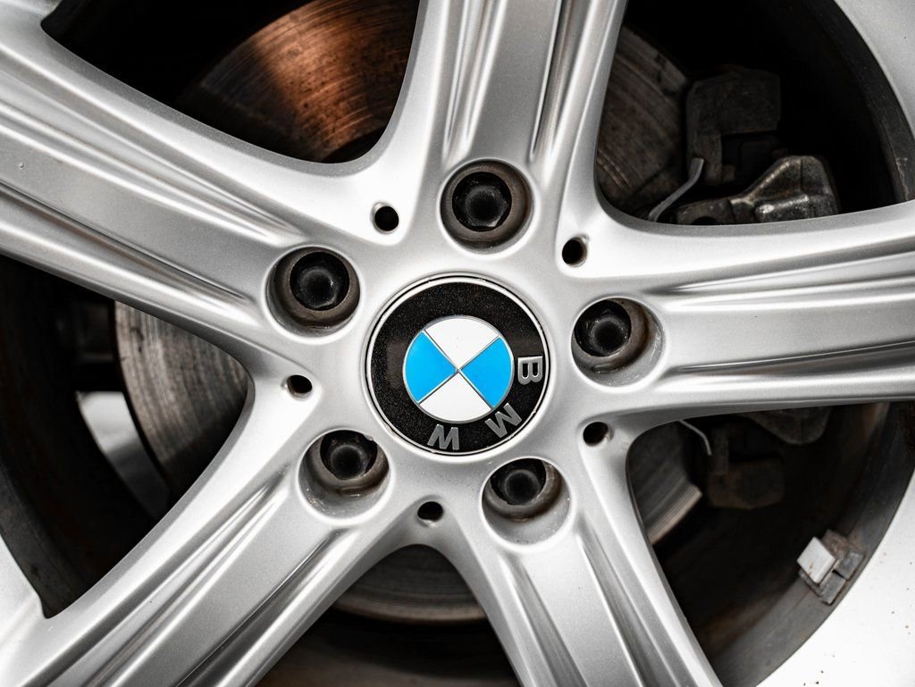 Used 2014 Glacier Silver Metallic BMW 328d xDrive image 8
