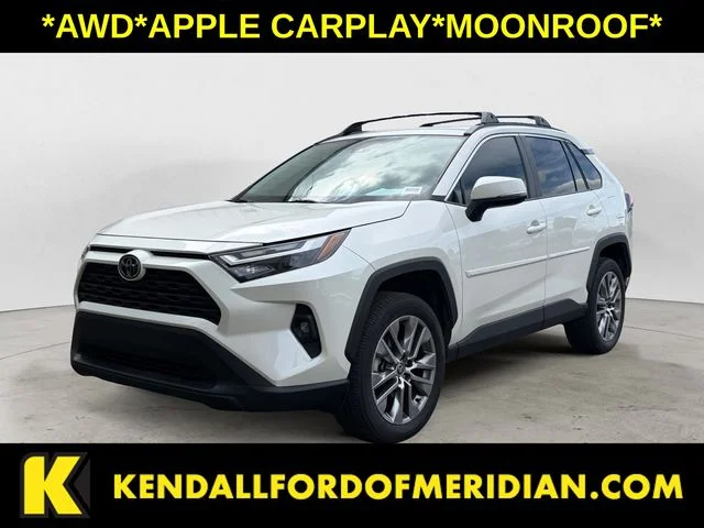 Used 2022 White Toyota XLE Premium image 1