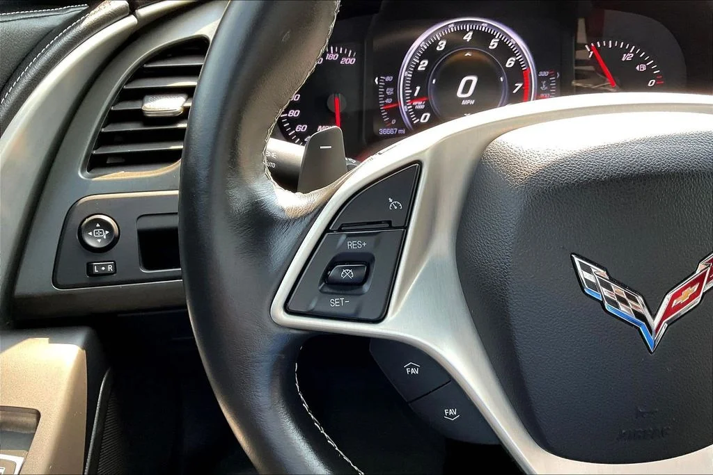 Used 2019 Blue Chevrolet Stingray image 12