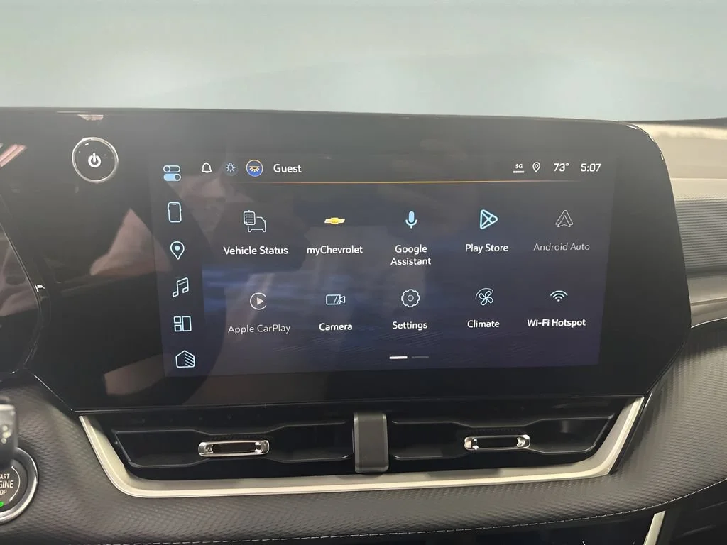 New 2027 Mosaic Black Metallic Chevrolet LT image 22