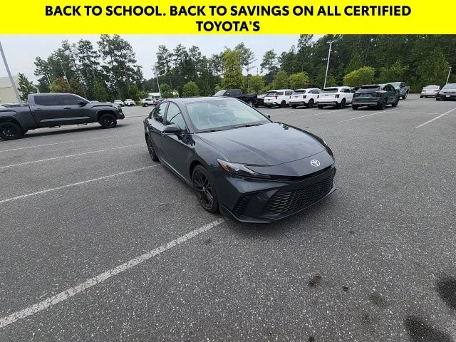 Used 2026  Toyota SE image 3