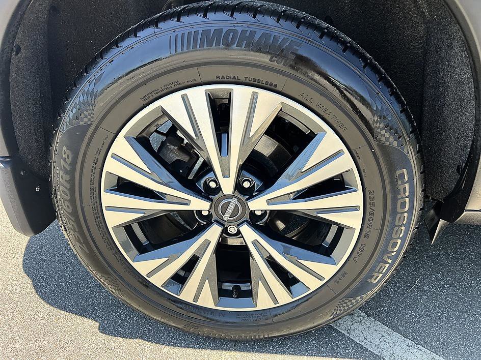 Certified Used 2023 Super Black Nissan SV image 11