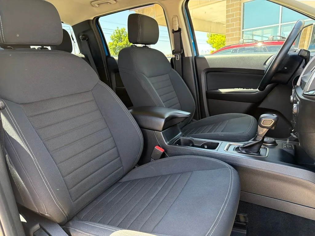 Used 2021 Blue Ford XLT image 16