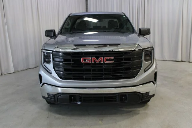 Used 2023 Silver GMC Pro image 23