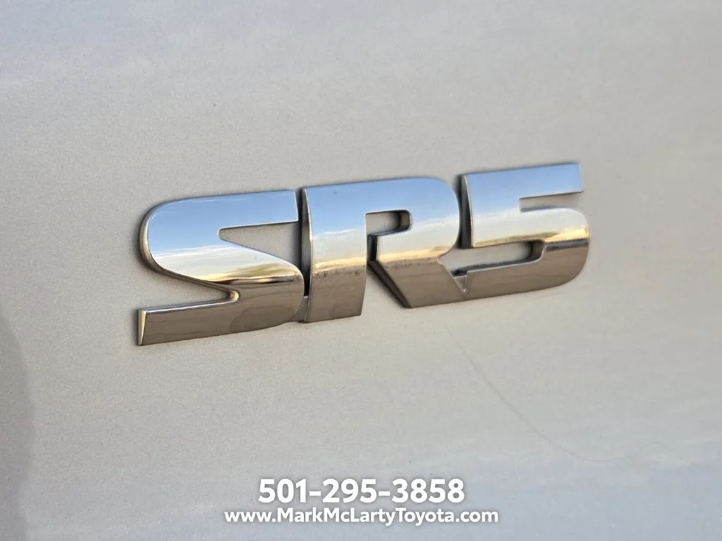 Used 2015 Silver Toyota SR5 Premium image 6